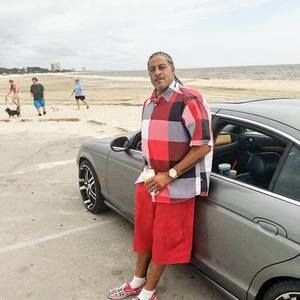 Meet your Posher, Charles